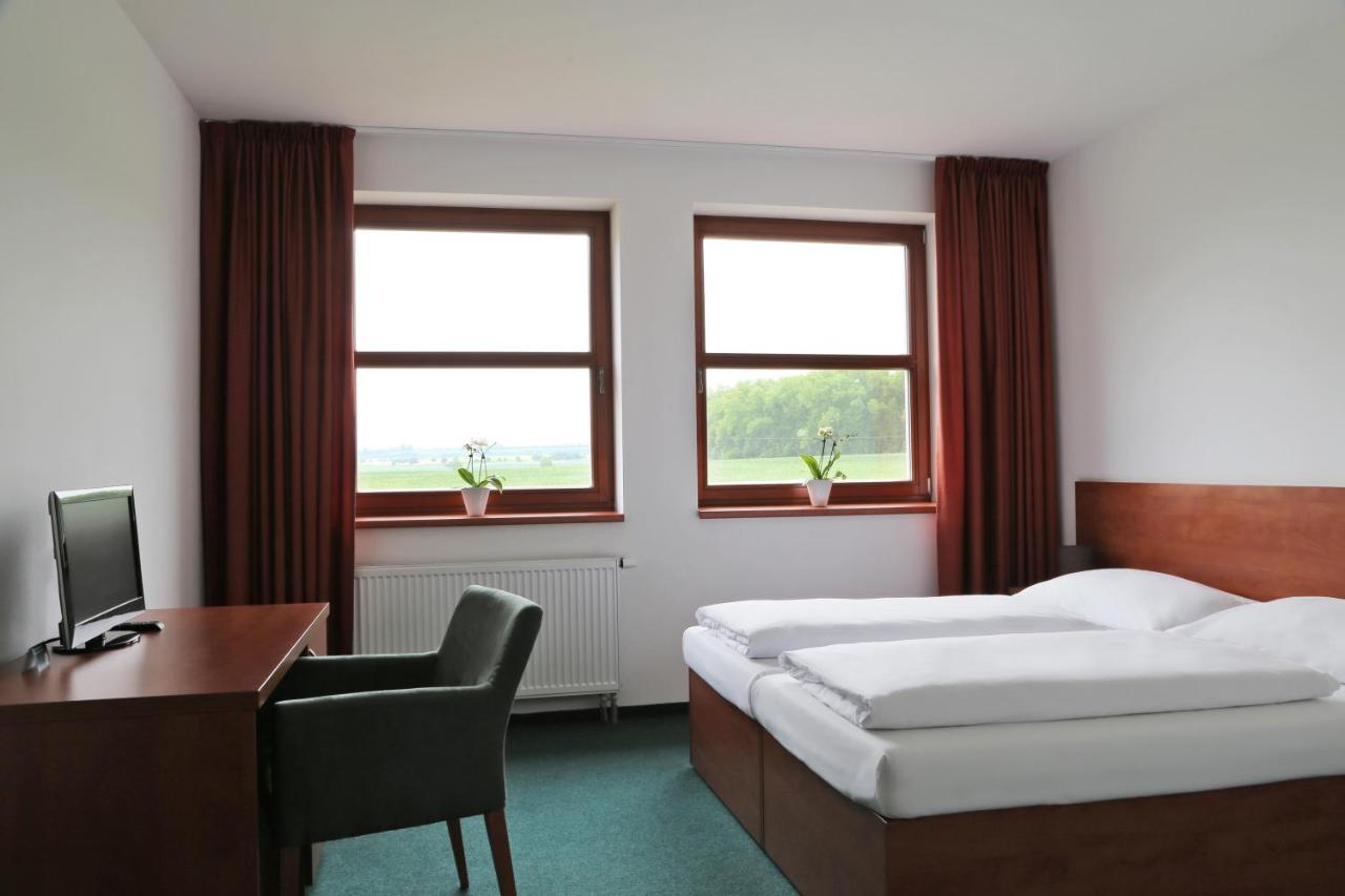 Sporthotel Гостивице Экстерьер фото